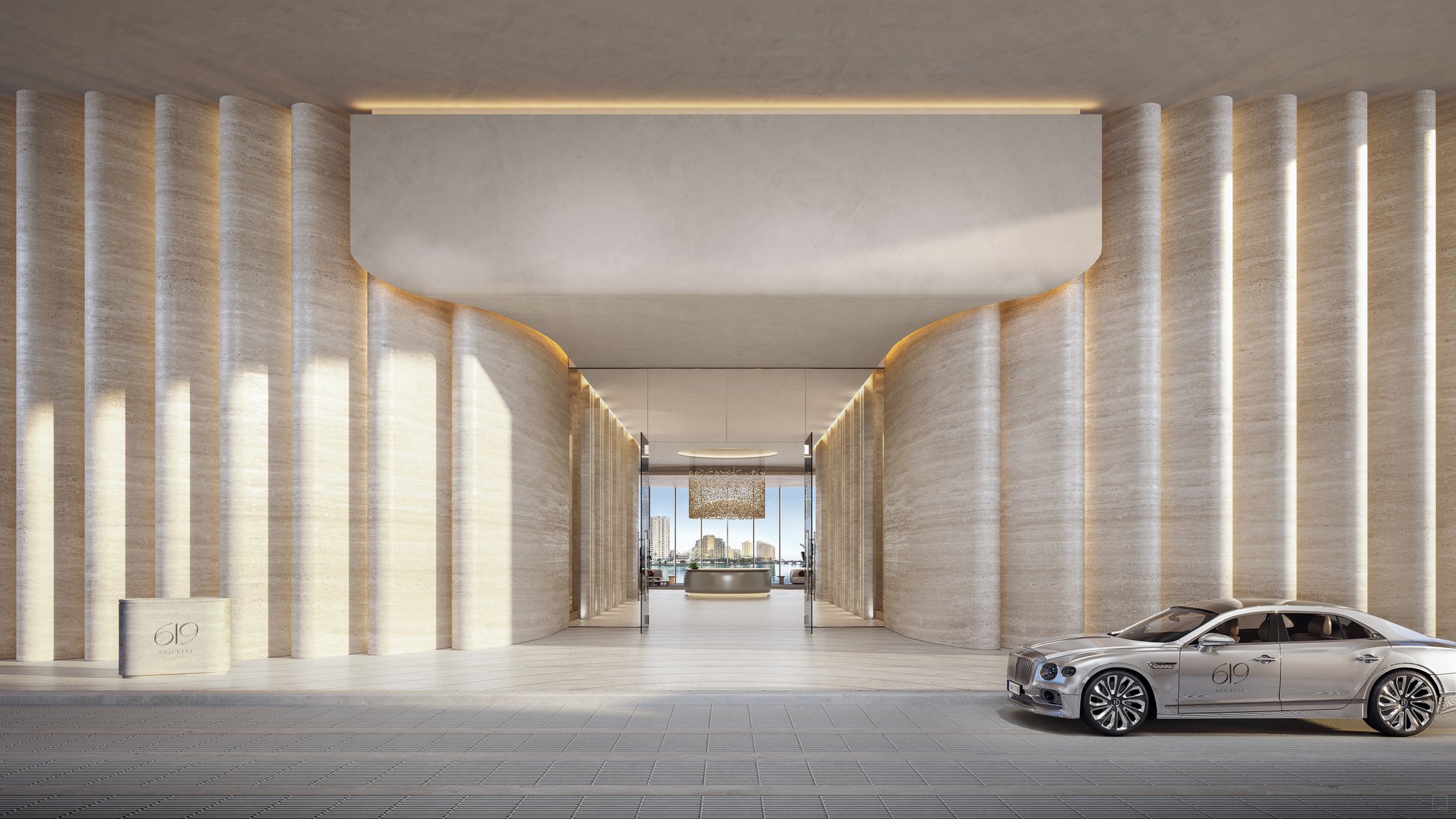 Chegada no Porte-Cochère